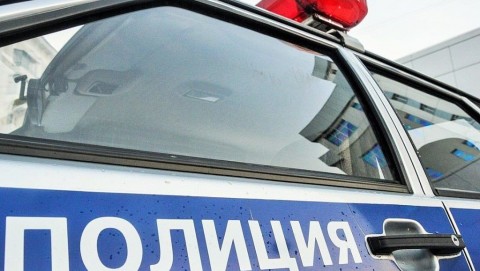 Житель Пугачевского района отдал якобы на лечение пострадавшей в ДТП дочери двести тысяч рублей